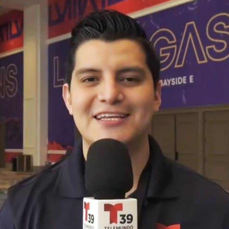 Adán Manzano,