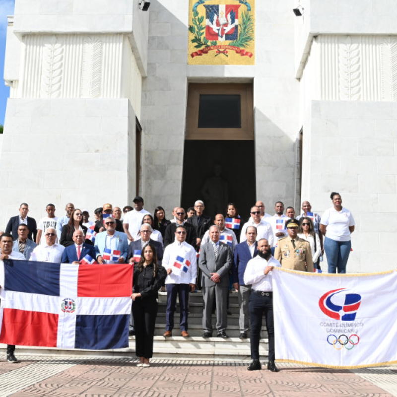 Autoridades del COD y del Ministerio de Deportes