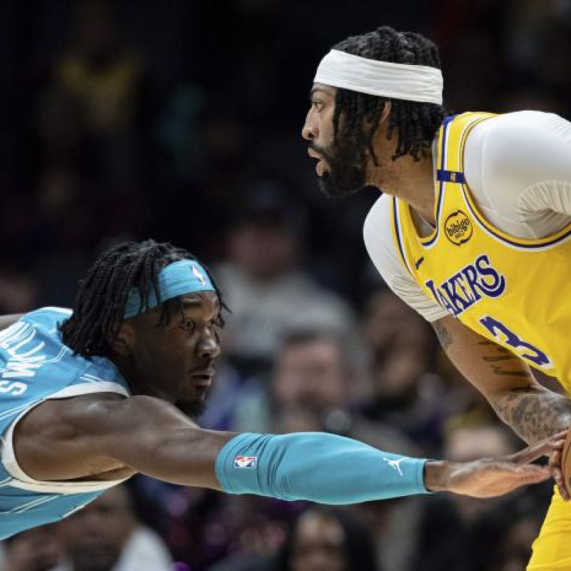 Charlotte Hornets, Mark Williams
